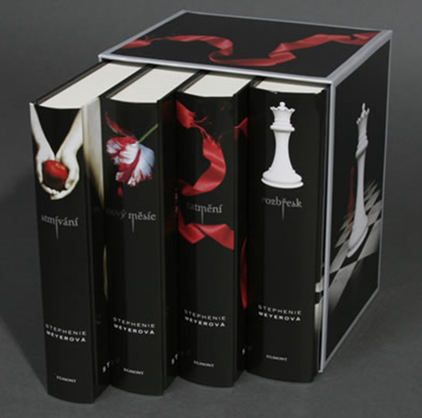 Levně Stmívání BOX 1-4, 1. vydání - Stephenie Meyer