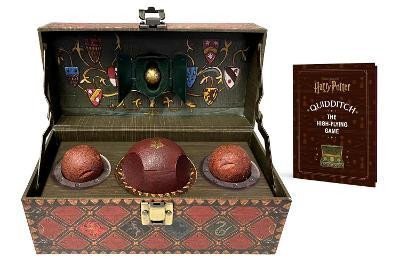 Levně Harry Potter Collectible Quidditch Set (Includes Removeable Golden Snitch!) - kolektiv autorů