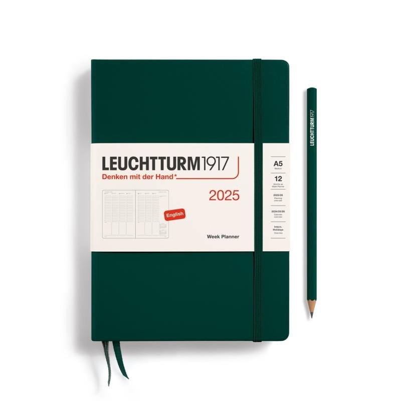 Levně Leuchtturm1917 Week Planner Medium (A5) 2025 Forest Green