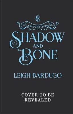 Levně Shadow and Bone : Book 1 Collector´s Edition - Leigh Bardugo