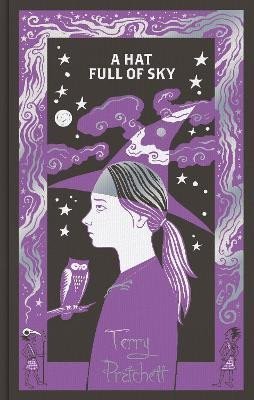 Levně A Hat Full of Sky: Discworld Hardback Library - Terry Pratchett