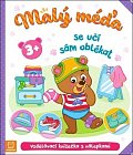Malý méďa se učí sám oblékat