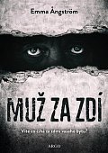 Muž za zdí