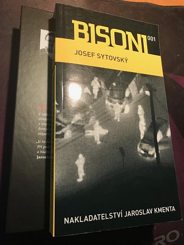 Náhled Český špion Erwin van Haarlem + Bisoni 001 - Komplet (2 knihy)