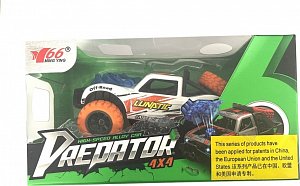 Auto 1:36 se zvukem a světlem