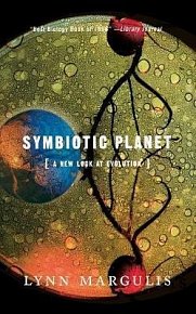 Symbiotic Planet : A New Look At Evolution