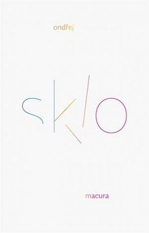 Sklo