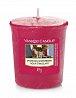 YANKEE CANDLE Sparkling Winterberry svíčka 49g votivní