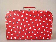 Kufřík červený s bílými srdíčky