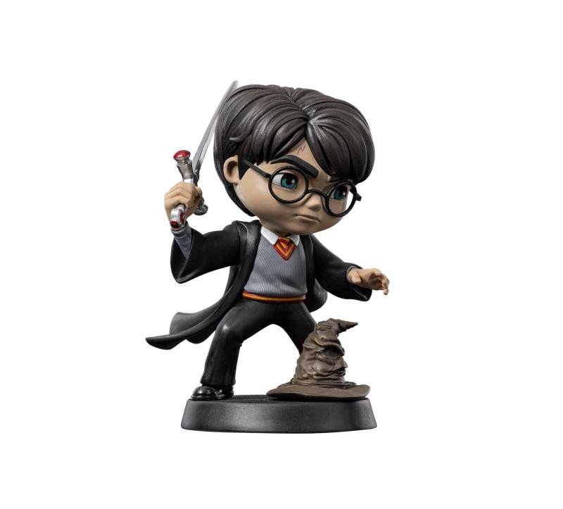 Levně Harry Potter Sběratelská figurka - Harry Potter s mečem Godrika Nebelvíra